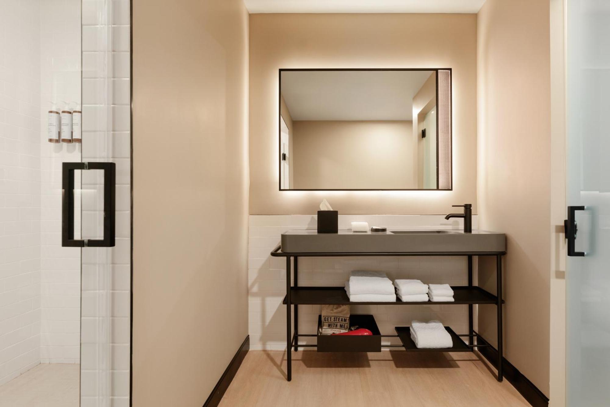 Moxy Miami Wynwood Hotel Bagian luar foto